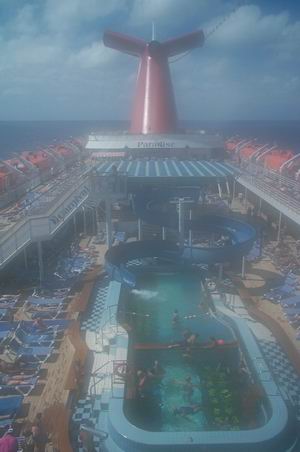 Photo of cruise ship that was fogged.